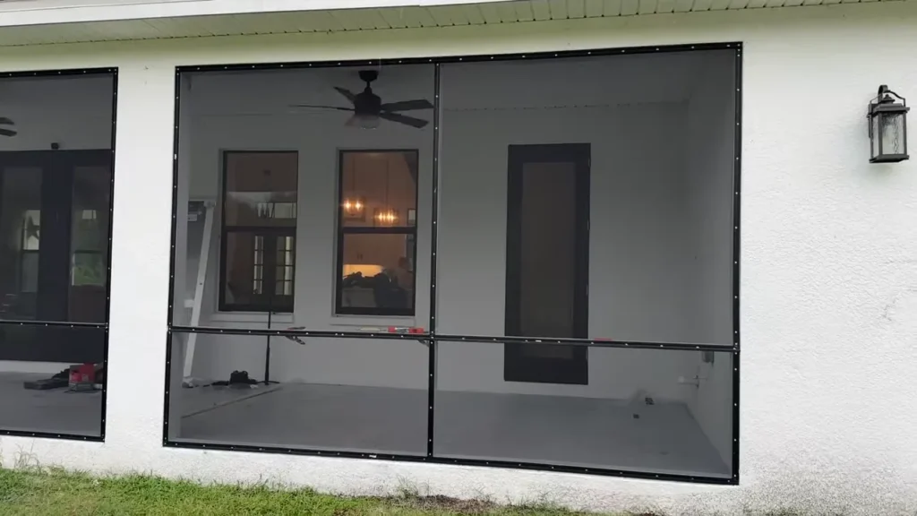 Screened patio Design image